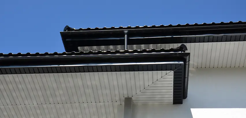 Roof Overhang Repair in El Cajon